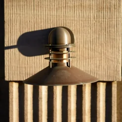 Louis Poulsen Utelamper - Klassiske Vegglamper|Louis Poulsen<Nyhavn utendørs vegglampe