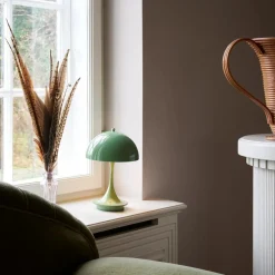 Louis Poulsen Louis Poulsen|Barneromsbelysning<Panthella 160 V3 portabel bordlampe