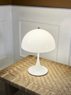 Louis Poulsen Louis Poulsen|Oppladbare Bordlamper<Panthella 250 Portable bordlampe