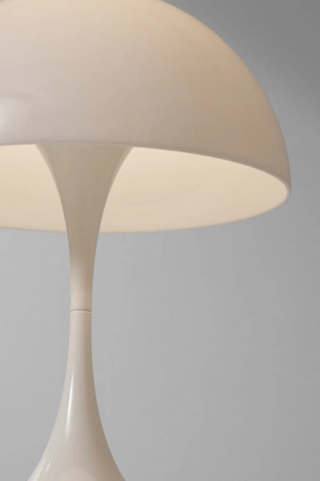 Louis Poulsen Louis Poulsen|Oppladbare Bordlamper<Panthella 250 Portable bordlampe