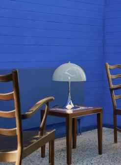 Louis Poulsen Louis Poulsen<Panthella 320 bordlampe