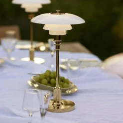 Louis Poulsen Louis Poulsen|Oppladbare Bordlamper<PH 2/1 Portable bordlampe