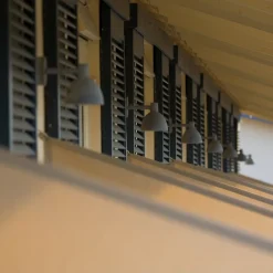 Louis Poulsen Utelamper - Klassiske Vegglamper|Louis Poulsen<Toldbod utendørs vegglampe 15