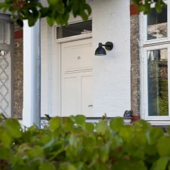 Louis Poulsen Utelamper - Klassiske Vegglamper|Louis Poulsen<Toldbod utendørs vegglampe 15