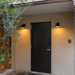 Louis Poulsen Utelamper - Klassiske Vegglamper|Louis Poulsen<Toldbod utendørs vegglampe 15