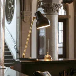 Louis Poulsen Louis Poulsen<VL38 bordlampe