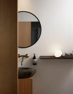 Louis Poulsen Louis Poulsen<VL Studio 320 bord / gulv