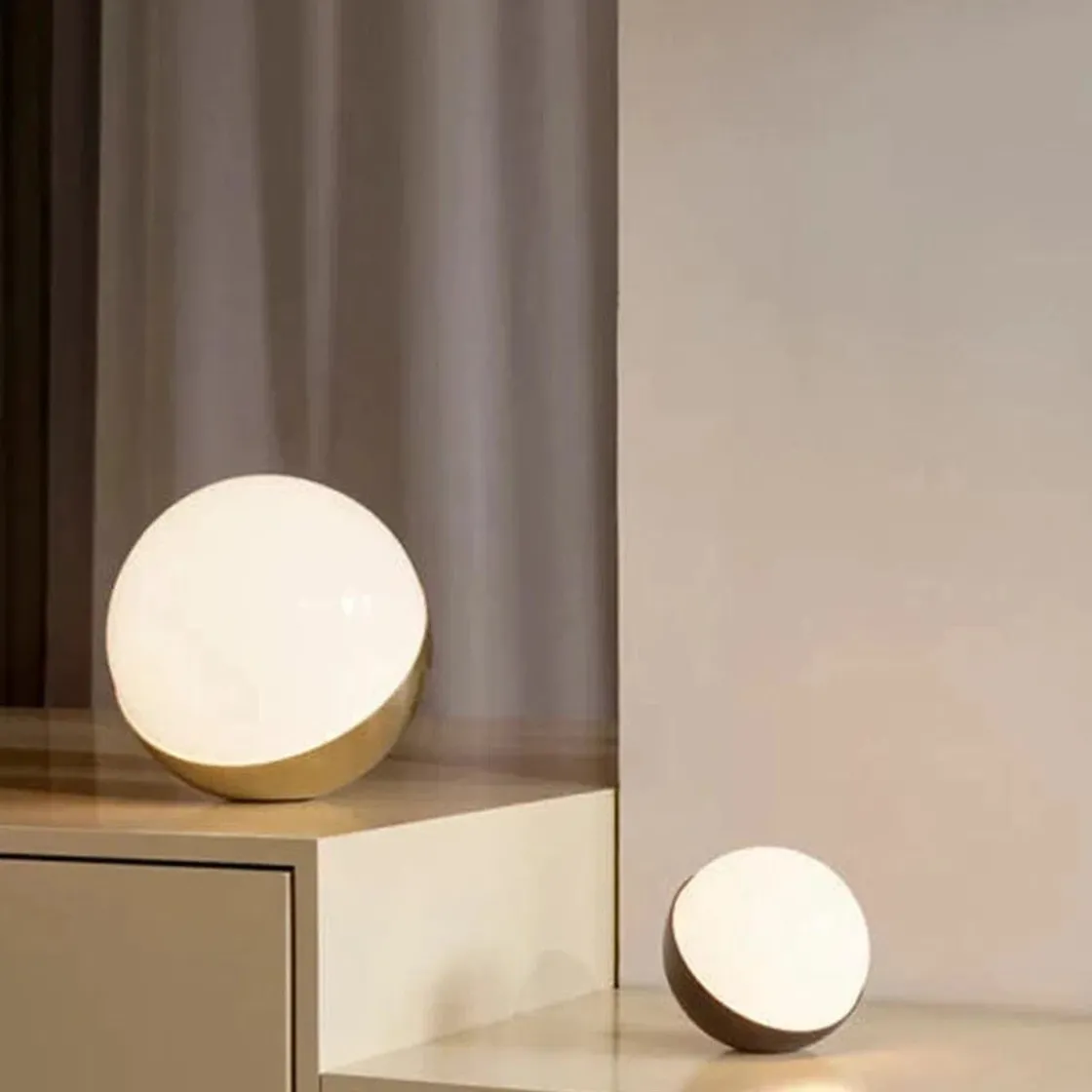 Louis Poulsen Louis Poulsen<VL Studio 150 bord / gulv