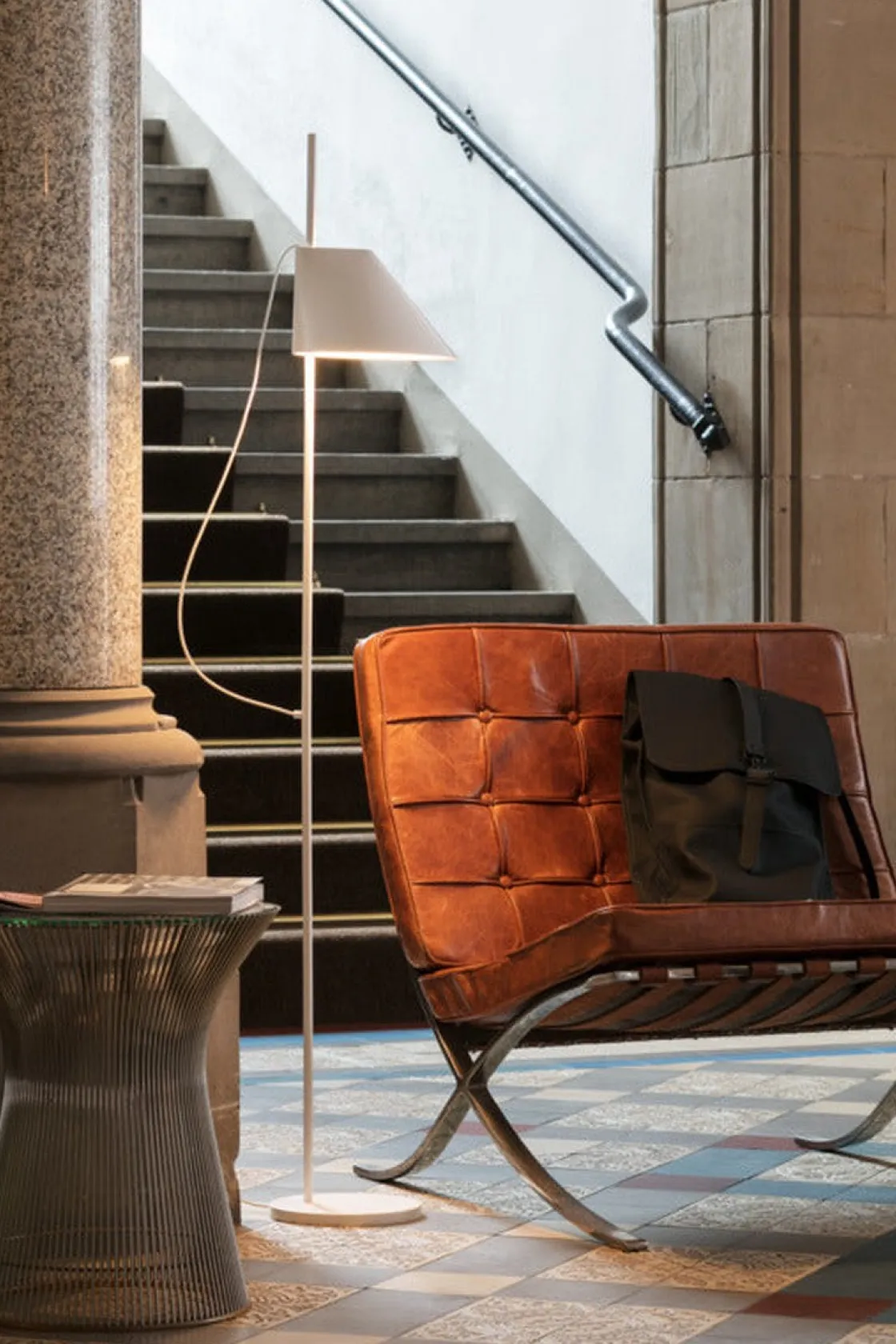 Louis Poulsen Leselamper Gulv|Louis Poulsen<Yuh Gulvlampe