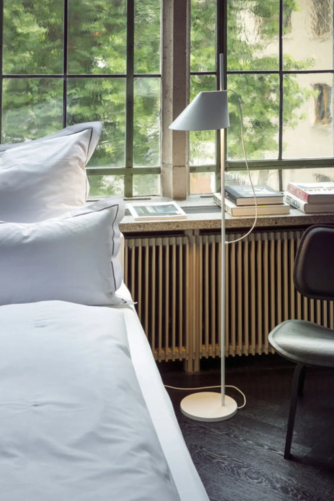 Louis Poulsen Leselamper Gulv|Louis Poulsen<Yuh Gulvlampe