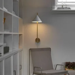 Louis Poulsen Louis Poulsen|Leselamper<Yuh Vegglampe