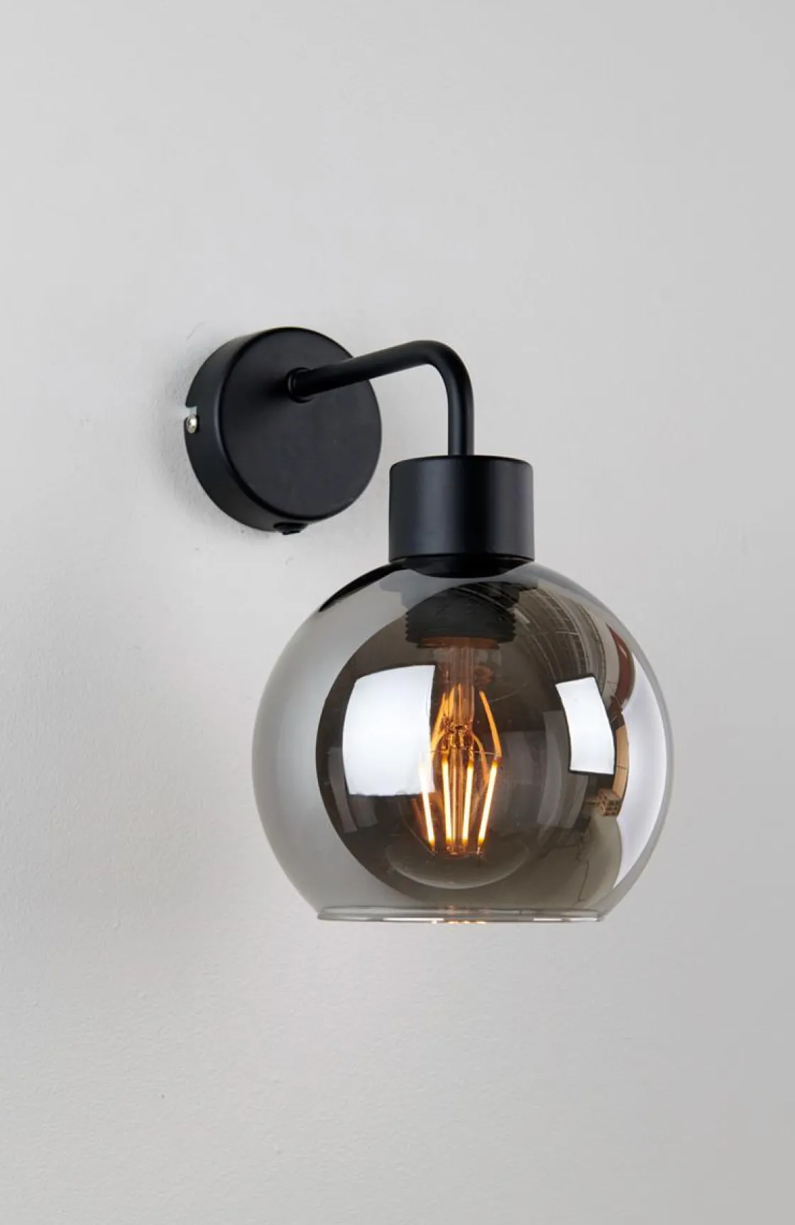 Ms - belysning Interiørlamper<Marco vegglampe /røk