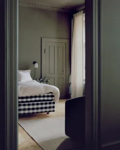 New Works Leselamper<Material Vegglampe - Opal Glass