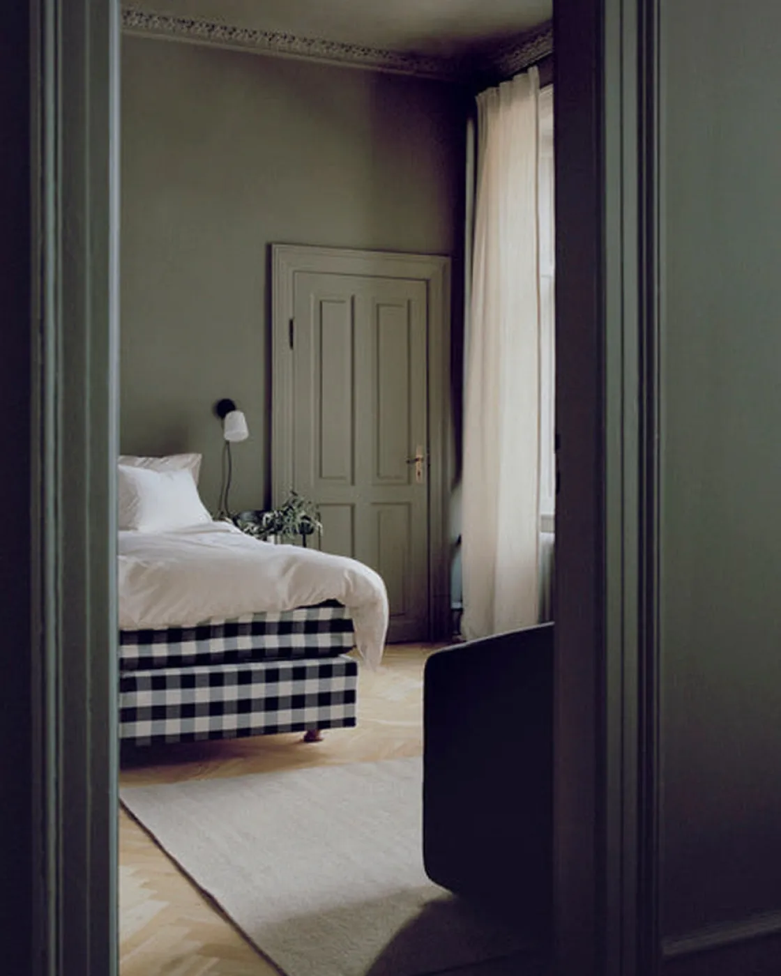 New Works Leselamper<Material Vegglampe - Opal Glass