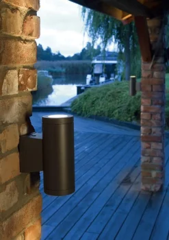 Sg Armaturen As Utelamper Med Opp/Ned Lys<Metro utelampe 1x4,5W LED 2700K