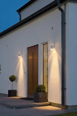 Konstsmide Utelamper Med Opp/Ned Lys<Modena vegglampe II ned -