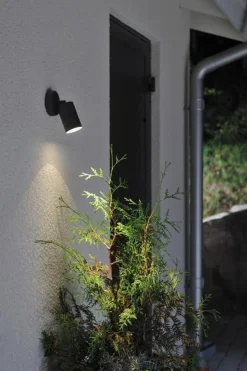 Konstsmide Utelamper - Klassiske Vegglamper<Modena vegglampe ned -