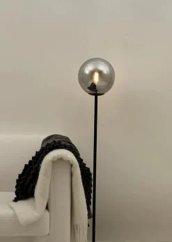 Aneta Lighting Interiørlamper Gulv<Molekyl gulvlampe 130 cm