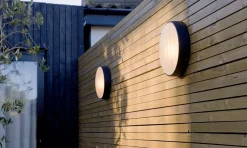 Astro Lighting Utelamper - Veggskjold / Plafond<Montreal Round 300 vegglampe utendørs IP44 E27