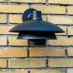 Dyberg Larsen Utelamper - Klassiske Vegglamper<Morph D30 utendørs vegglampe IP44 -