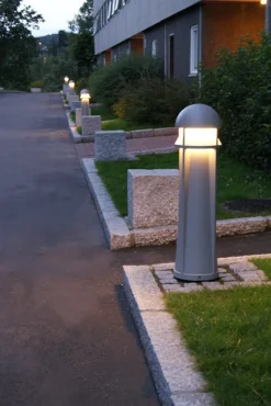 Norlys Lightup-Pris|Utelamper Til Kystområder<Narvik 557 vandalsikker pullert 95 cm 21,8W 3000K IP65 IK10