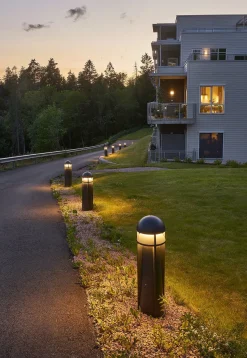 Norlys Lightup-Pris|Utelamper Til Kystområder<Narvik 557 vandalsikker pullert 95 cm 21,8W 3000K IP65 IK10