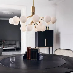 Nuura Kjøkkenbelysning Tak|Lysekroner<Apiales 18 messing/opal