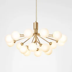 Nuura Kjøkkenbelysning Tak|Lysekroner<Apiales 18 messing/opal