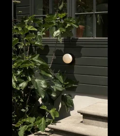 Nuura Utelamper - Klassiske Vegglamper|Baderomsbelysning Tak<Liila 1 utendørslampe