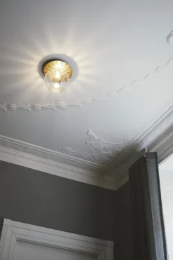 Nuura Baderomsbelysning Tak|Interiørlamper<Liila 1 vegglampe/taklampe - large - nordic gold / optikk