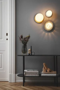 Nuura Baderomsbelysning Tak|Interiørlamper<Liila 1 vegglampe/taklampe - small - nordic gold / opal