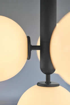 Nuura Baderomsbelysning Tak|Kjøkkenbelysning Tak<Miira 4 svart/opal