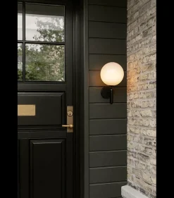 Nuura Utelamper - Klassiske Vegglamper<Miira utendørslampe -
