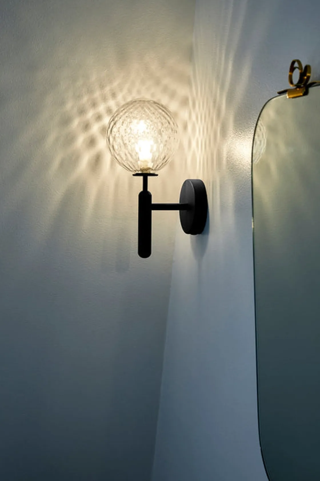 Nuura Interiørlamper<Miira vegglampe / optikk