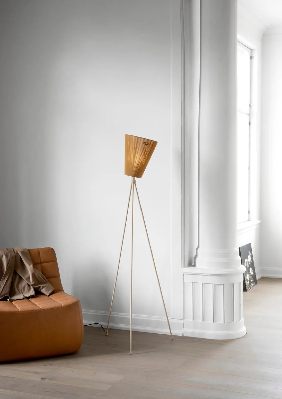 Northern Interiørlamper Gulv<Oslo Wood gulvlampe beige med skjerm