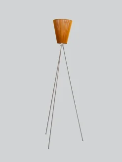 Northern Interiørlamper Gulv<Oslo Wood gulvlampe stål med skjerm