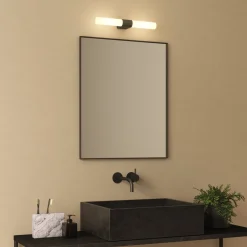 Astro Lighting Baderomsbelysning Vegg<Padova vegglampe for baderom IP44 G9 - Svart/Opal