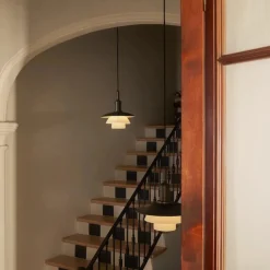 Louis Poulsen Louis Poulsen|Kjøkkenbelysning Tak<PH 3/3 aged brass opal takpendel