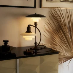 Louis Poulsen Louis Poulsen<PH 2/2 Luna aged brass opal bordlampe