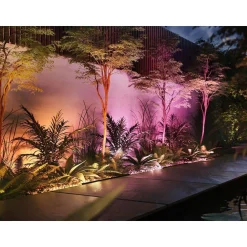 Philips Hue Philips Hue<Amarant utendørs linjebelysning white and color ambiance