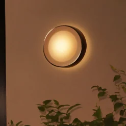 Philips Hue Utelamper - Veggskjold / Plafond|Philips Hue<Daylo vegglampe utendørs white and color ambiance