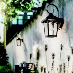 Philips Utelamper - Klassiske Vegglamper<myGarden Buzzard vegglampe, Svart