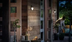 Philips Utelamper - Veggskjold / Plafond<myGarden Capricorn vegglampe utendørs IP44 6W LED m/bevegelses sensor IR -