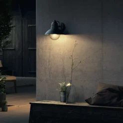 Philips Utelamper - Klassiske Vegglamper<myGarden Hoverfly vegglampe utendørs -