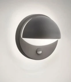 Philips Utelamper - Klassiske Vegglamper<myGarden Juni vegglampe utendørs IP44 E27 m/sensor -