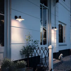 Philips Utelamper - Klassiske Vegglamper<myGarden Skua vegglampe utendørs IP44 -