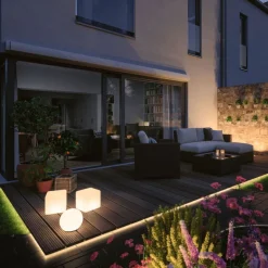 Paulmann Plug & Shine System<Plug & Shine Cube 30x30 cm 6,5W 3000 Kelvin IP67 - Med jordspyd