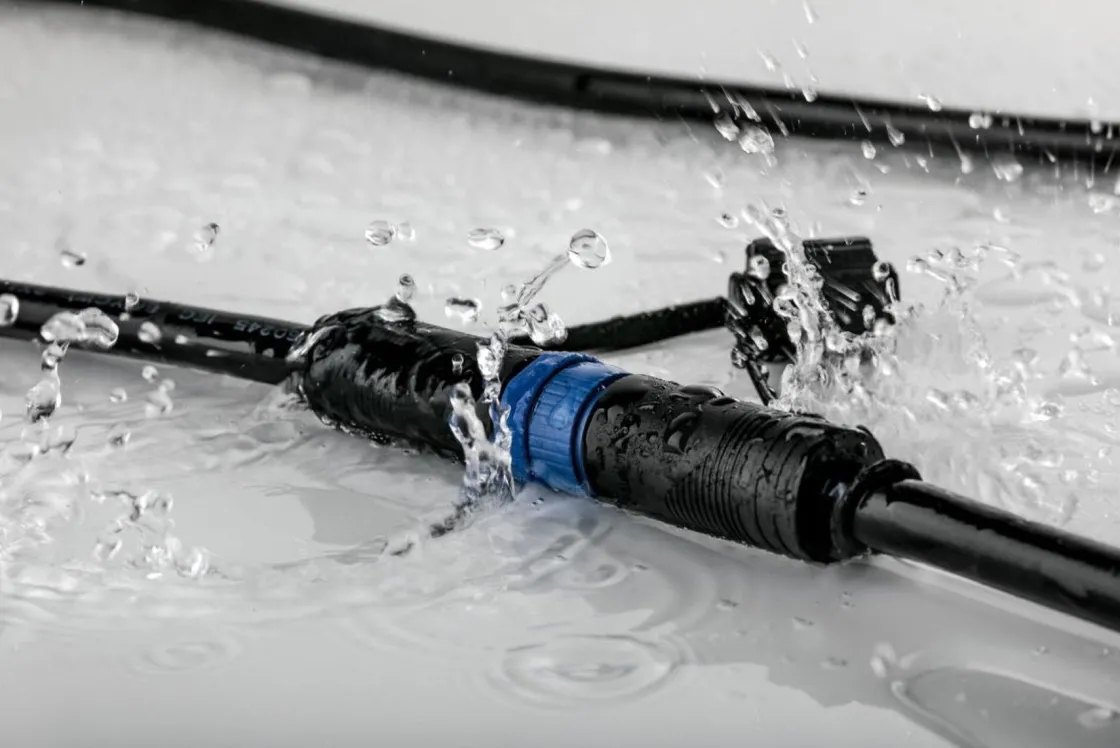 Paulmann Uplights|Plug & Shine System<Plug & Shine utenpåliggende lysstang 8,1W 3000 Kelvin IP67