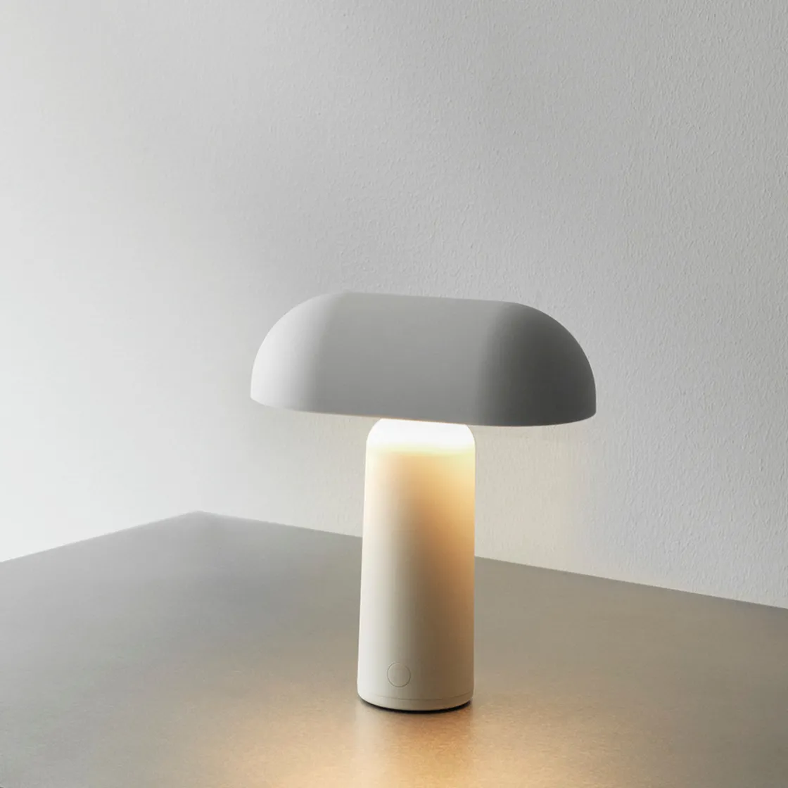 Normann Copenhagen Oppladbare Bordlamper<Porta bordlampe - Grå