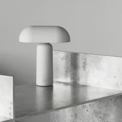 Normann Copenhagen Oppladbare Bordlamper<Porta bordlampe - Grå